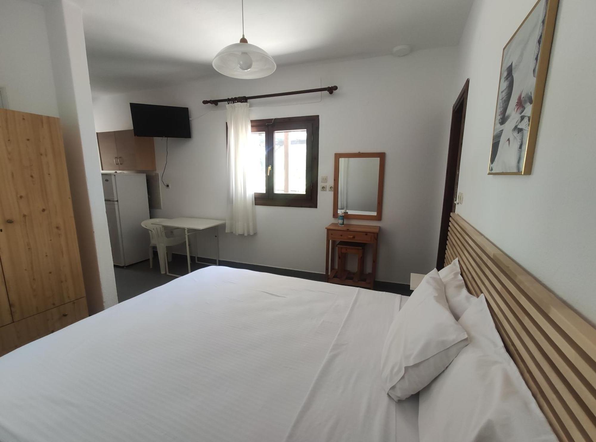 Para Thin Alos Inn Neos Marmaras Dış mekan fotoğraf