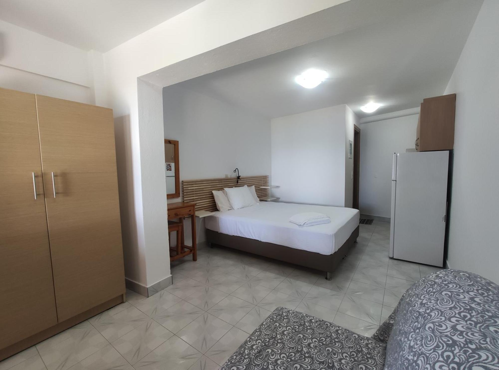 Para Thin Alos Inn Neos Marmaras Dış mekan fotoğraf