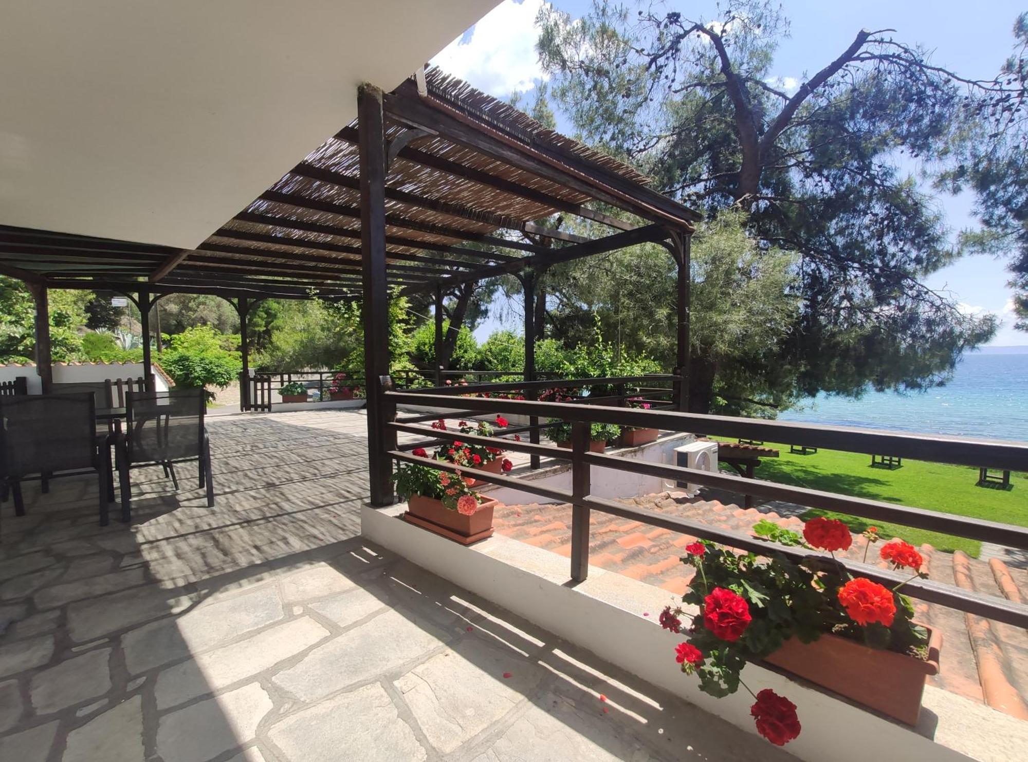 Para Thin Alos Inn Neos Marmaras Dış mekan fotoğraf