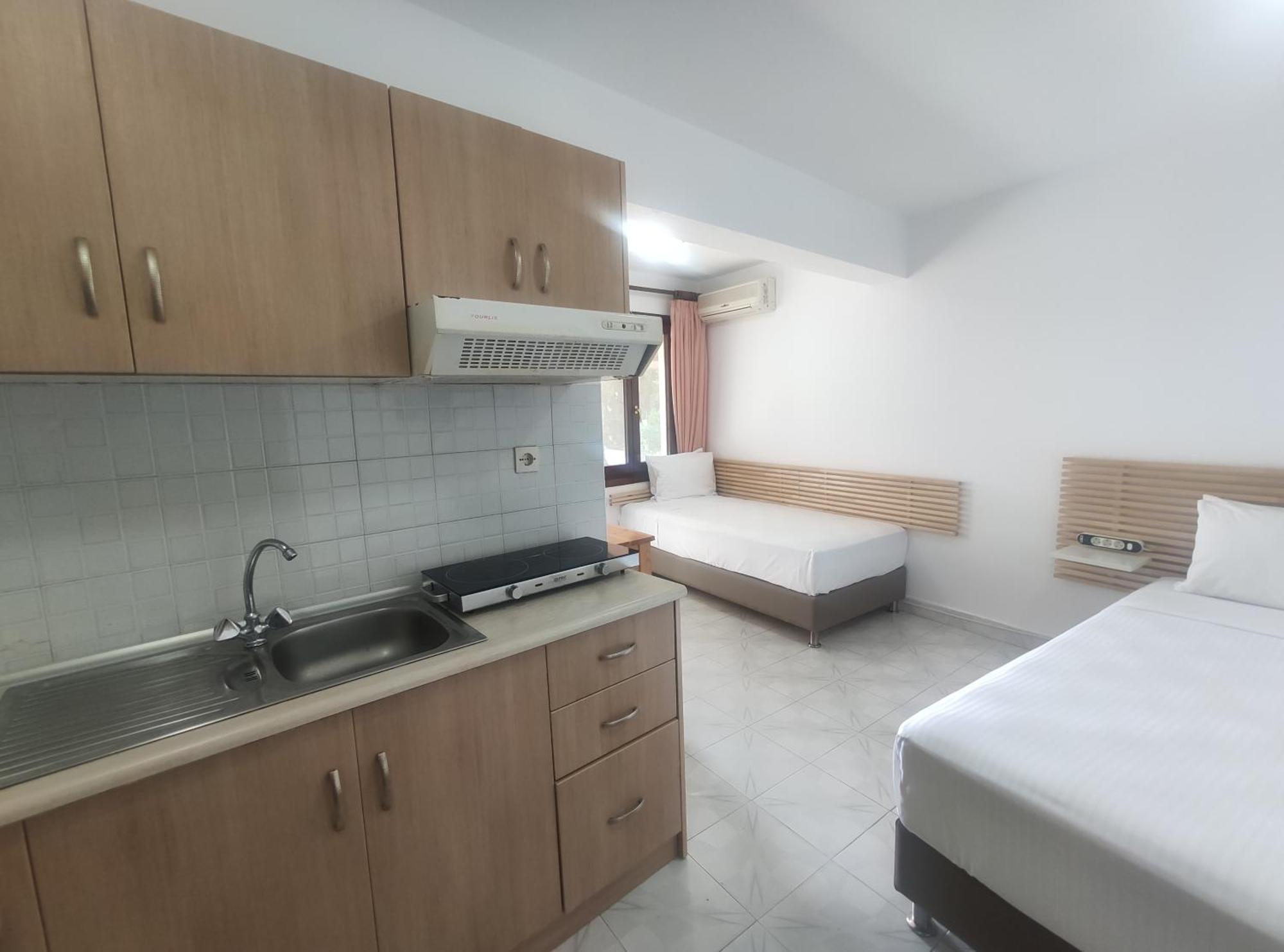 Para Thin Alos Inn Neos Marmaras Dış mekan fotoğraf