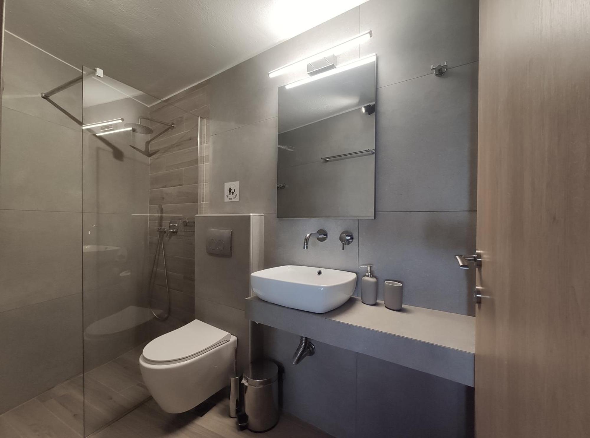 Para Thin Alos Inn Neos Marmaras Dış mekan fotoğraf